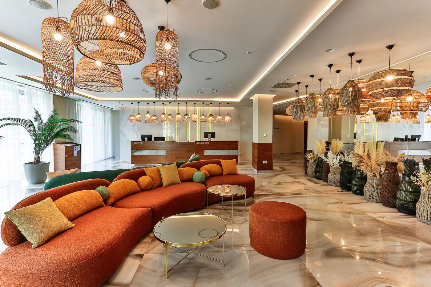 Hotel-Tq-Plaza-Lobby-42