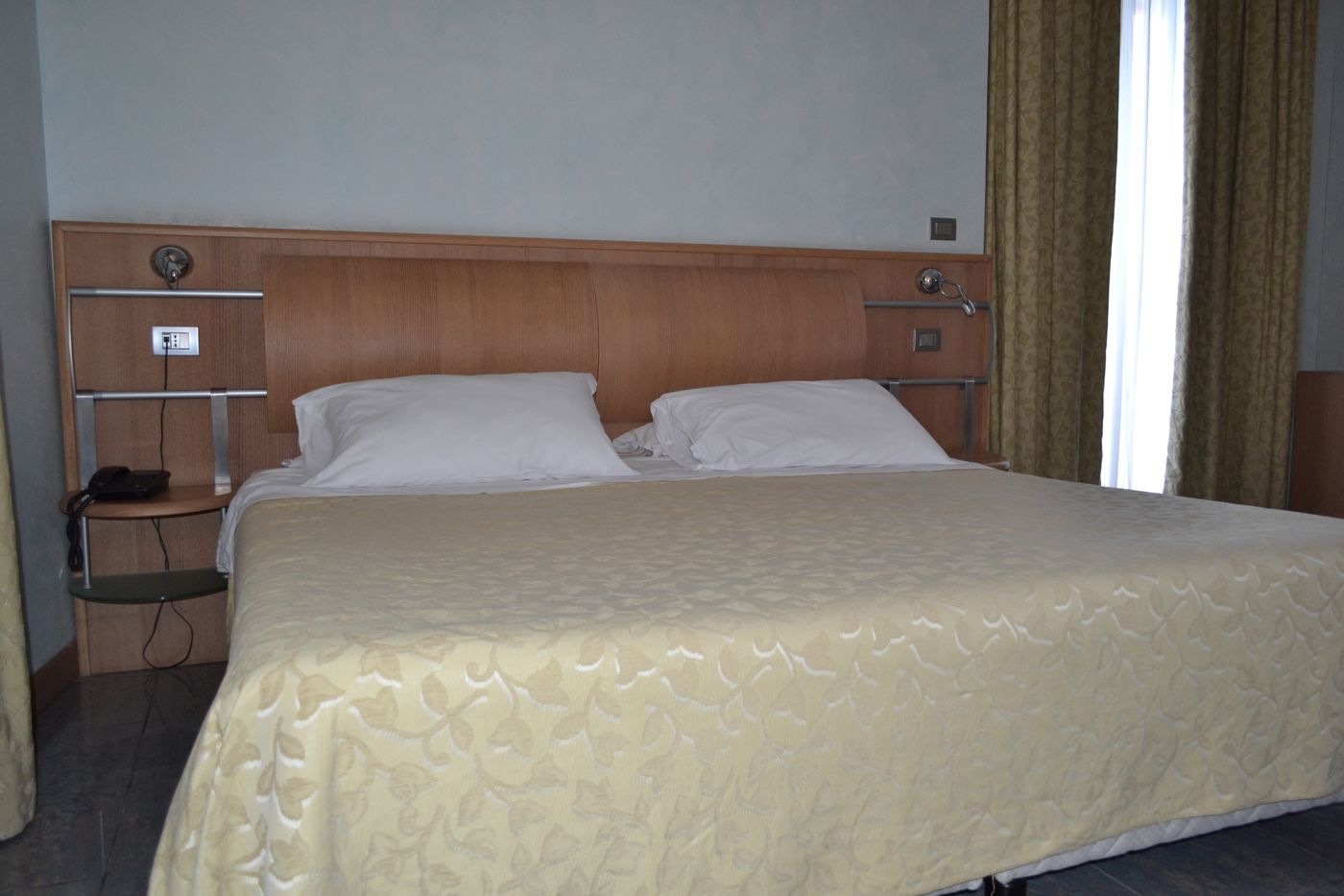 Marina-Palace-Hotel-Spa---Congress-Hall-Room-7