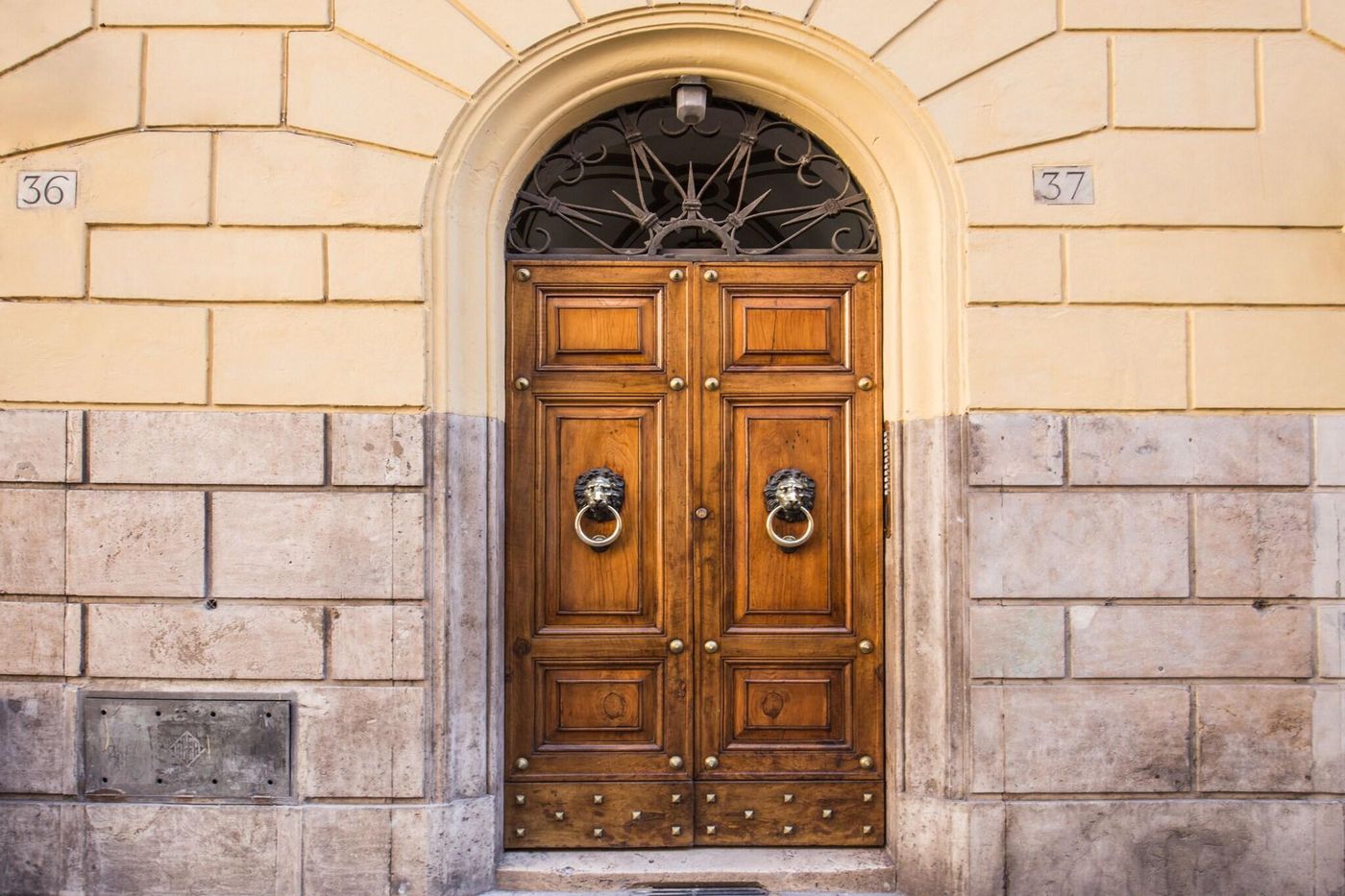 Charme-Spagna-Boutique-General-view-1