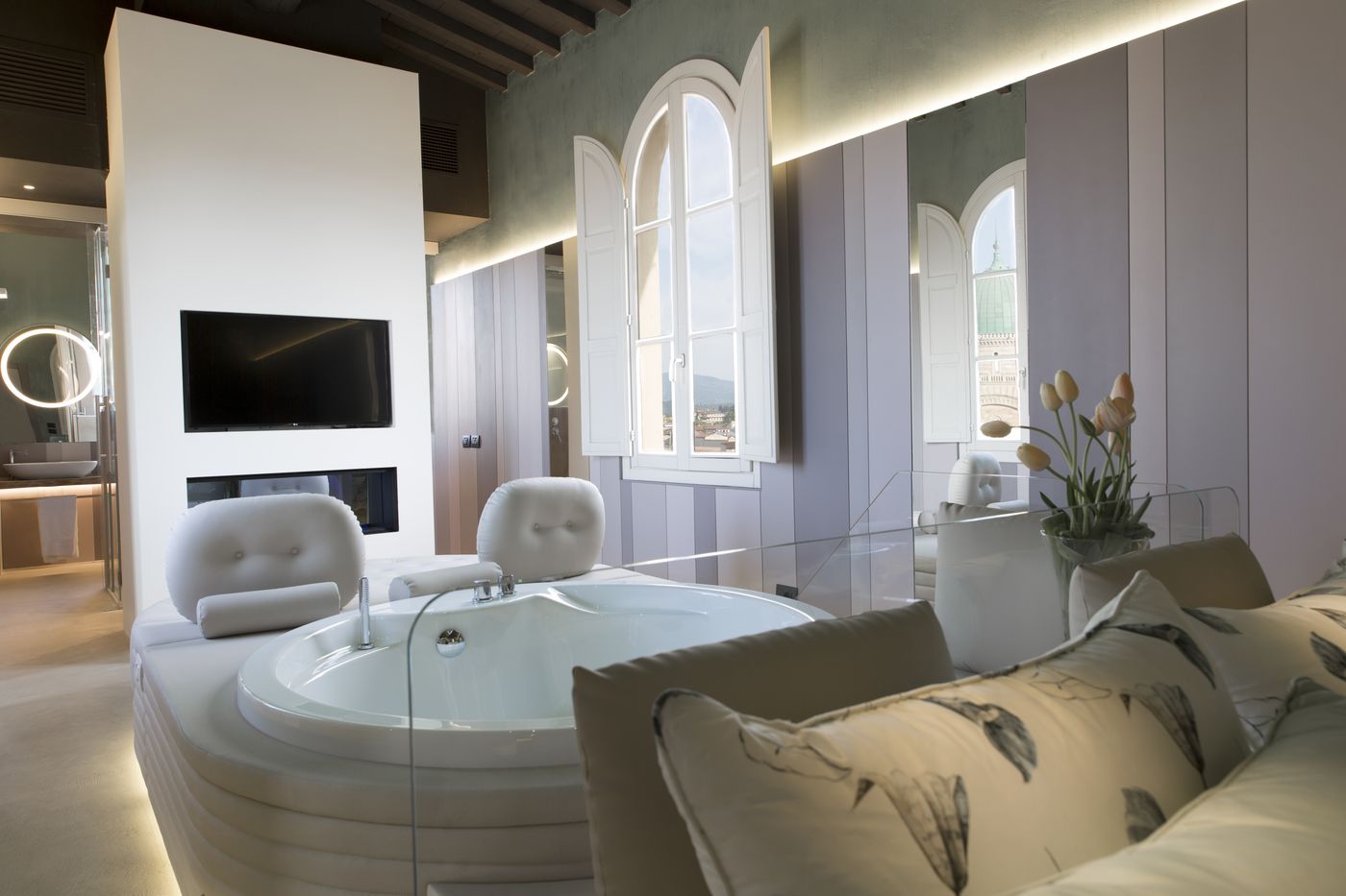 Msnsuites-Palazzo-dei-Ciompi-Room-3