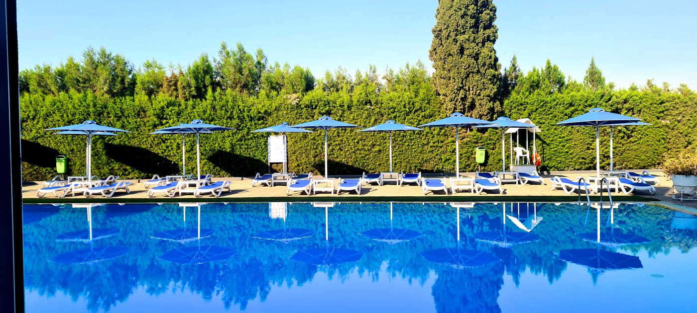 Sveltos-Hotel-Pool-5