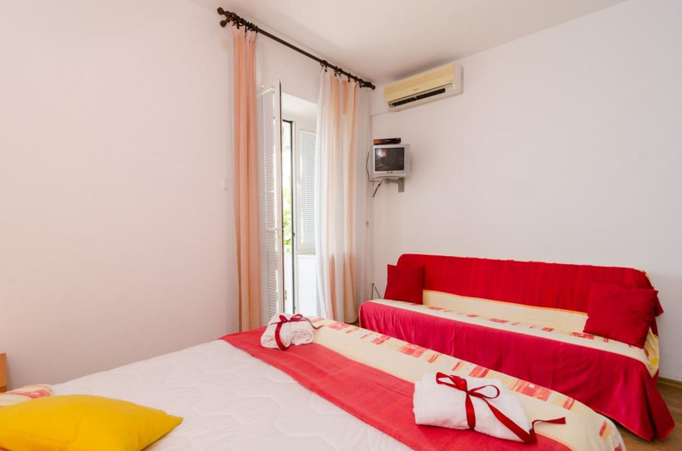 Guesthouse-Home-Sweet-Home-Room-16