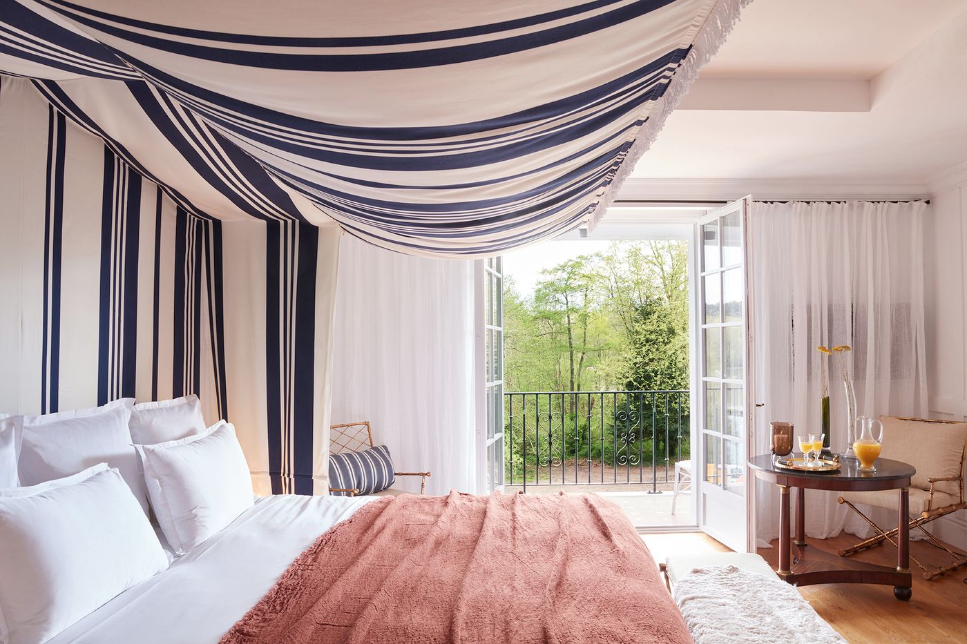 Brindos Lac & Château-France-ANGLET-Room-7