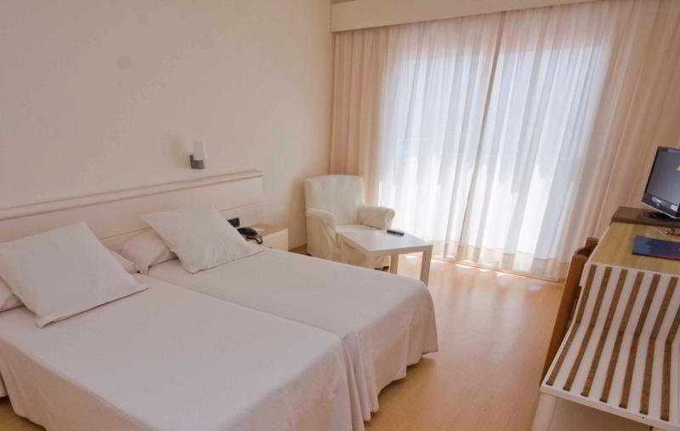 Terramar-Llafranc-Room-14