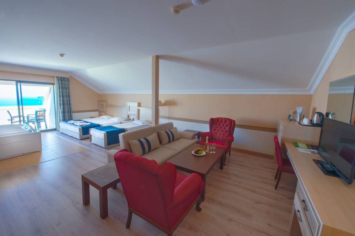 Utopia-World-Room-28