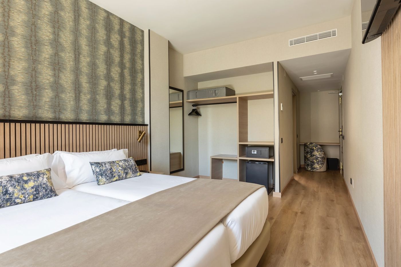 Acta-Piramides-Room-14