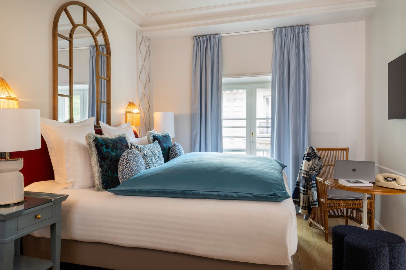 Le-Lavoisier-Room-14