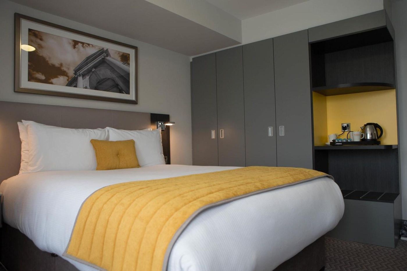 Maldron-Hotel-Pearse-Street-Room-12