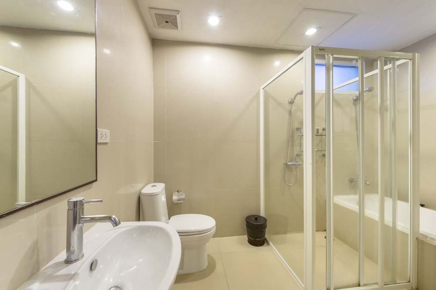 Qiu-Hotel-Sukhumvit-Room-27