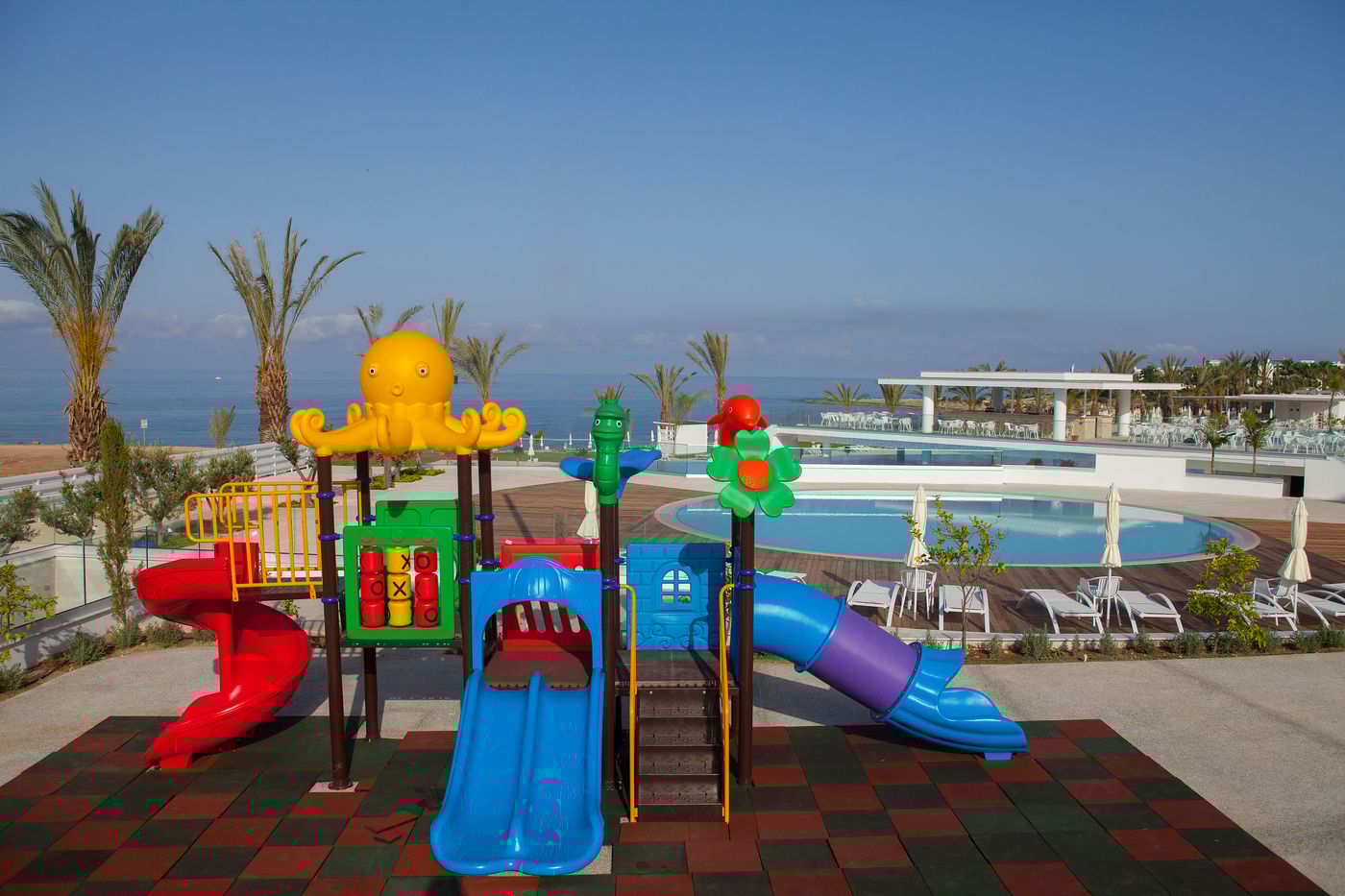 King Evelthon Beach Hotel and Resort