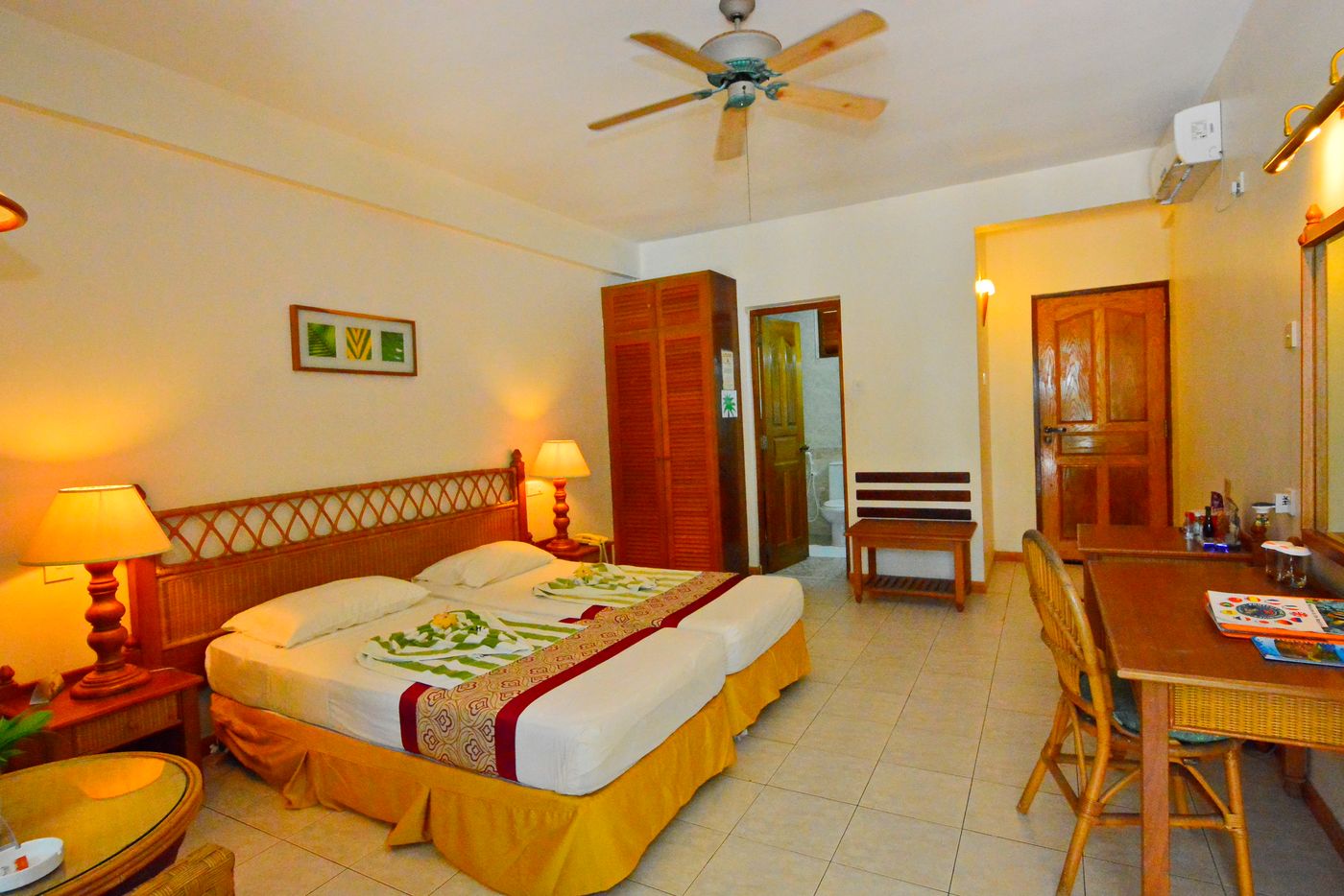 Fihalhohi Island Resort