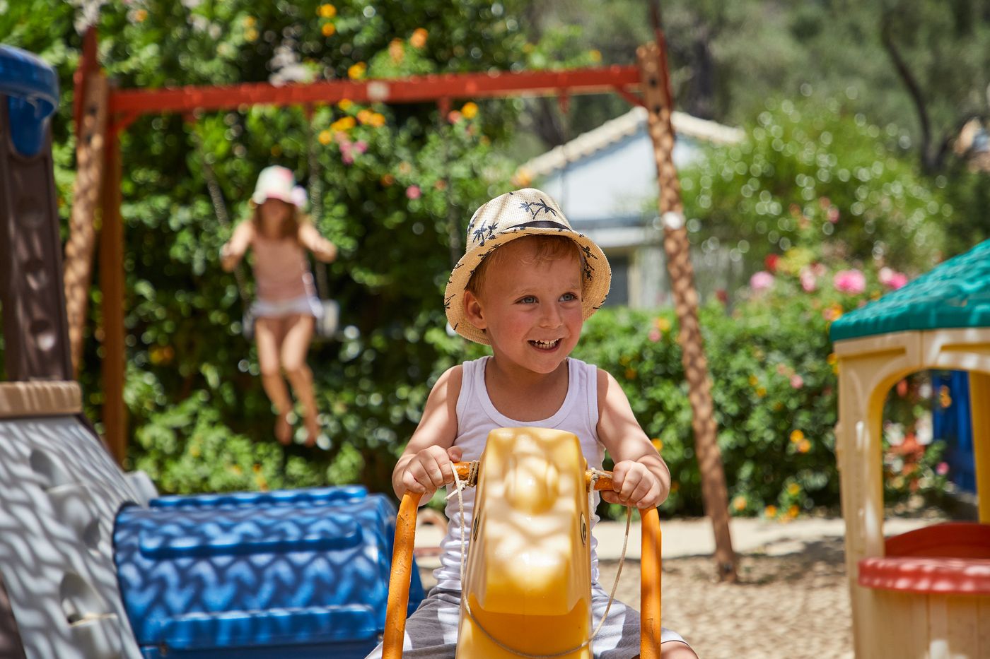 Parga-Beach-Sports-and-Entertainment-54