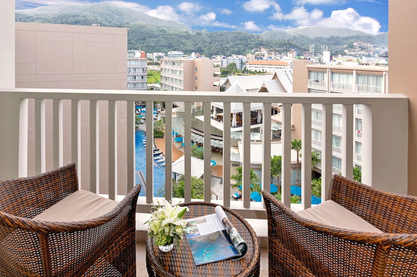 Grand-Mercure-Phuket-Patong-Room-15