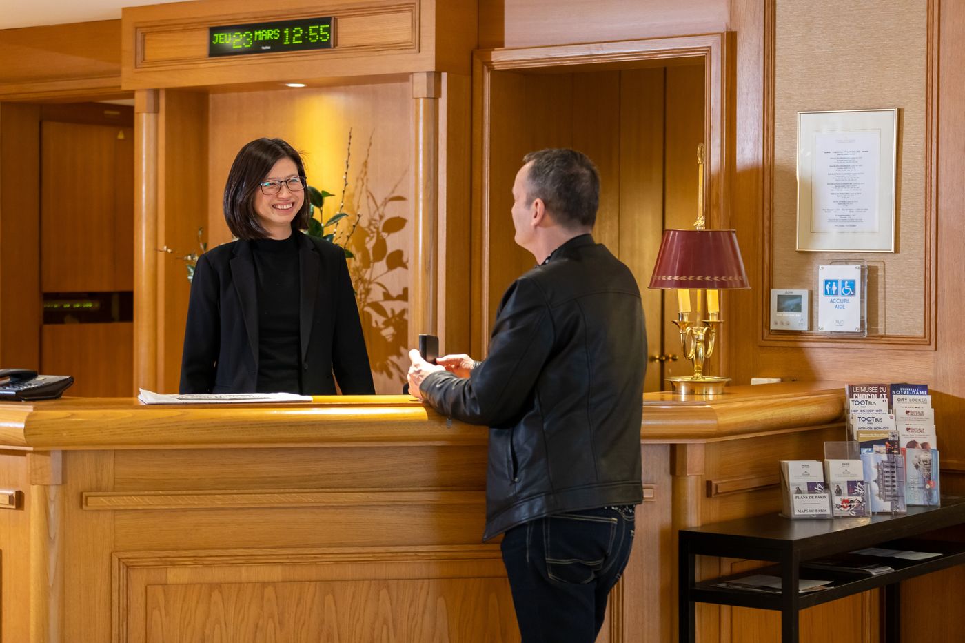 Hotel-Etats-Unis-Opera-Lobby-13