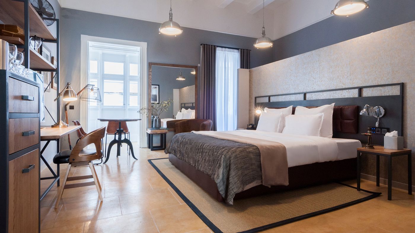 21 AX The Saint John - Superior Room  (2).jpg