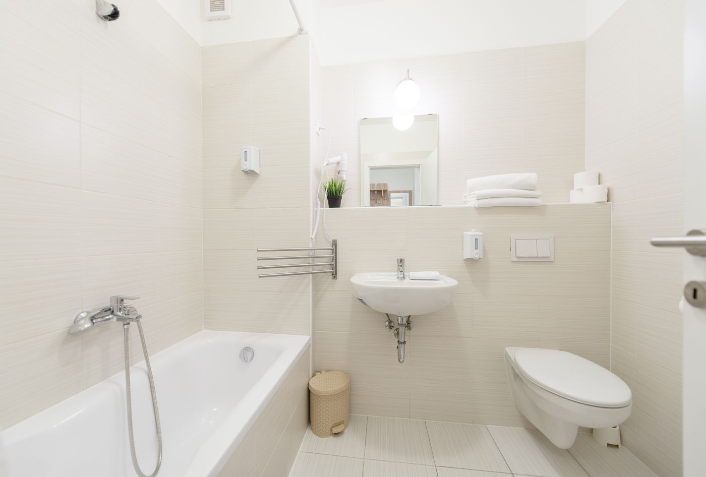 Prince-Apartments---Self-Check-In-Property-General-view-26