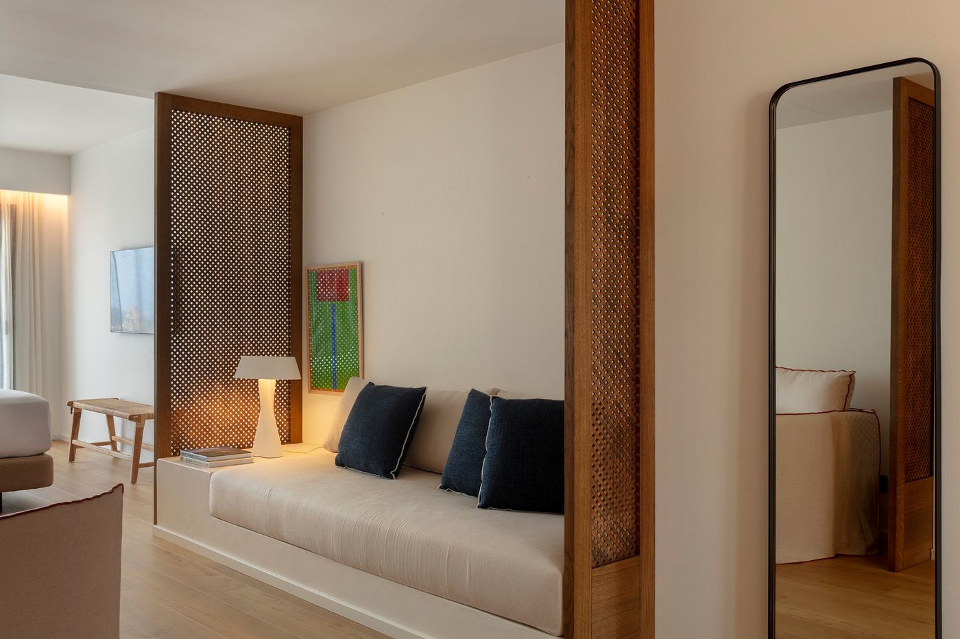 12.06.25 Elisabeth by the Sea