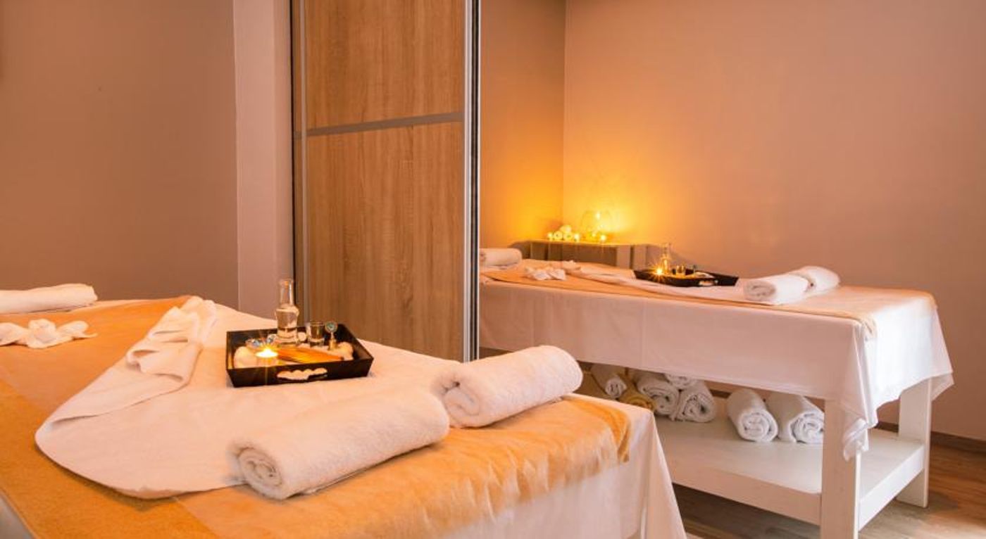 Aquila Atlantis Hotel