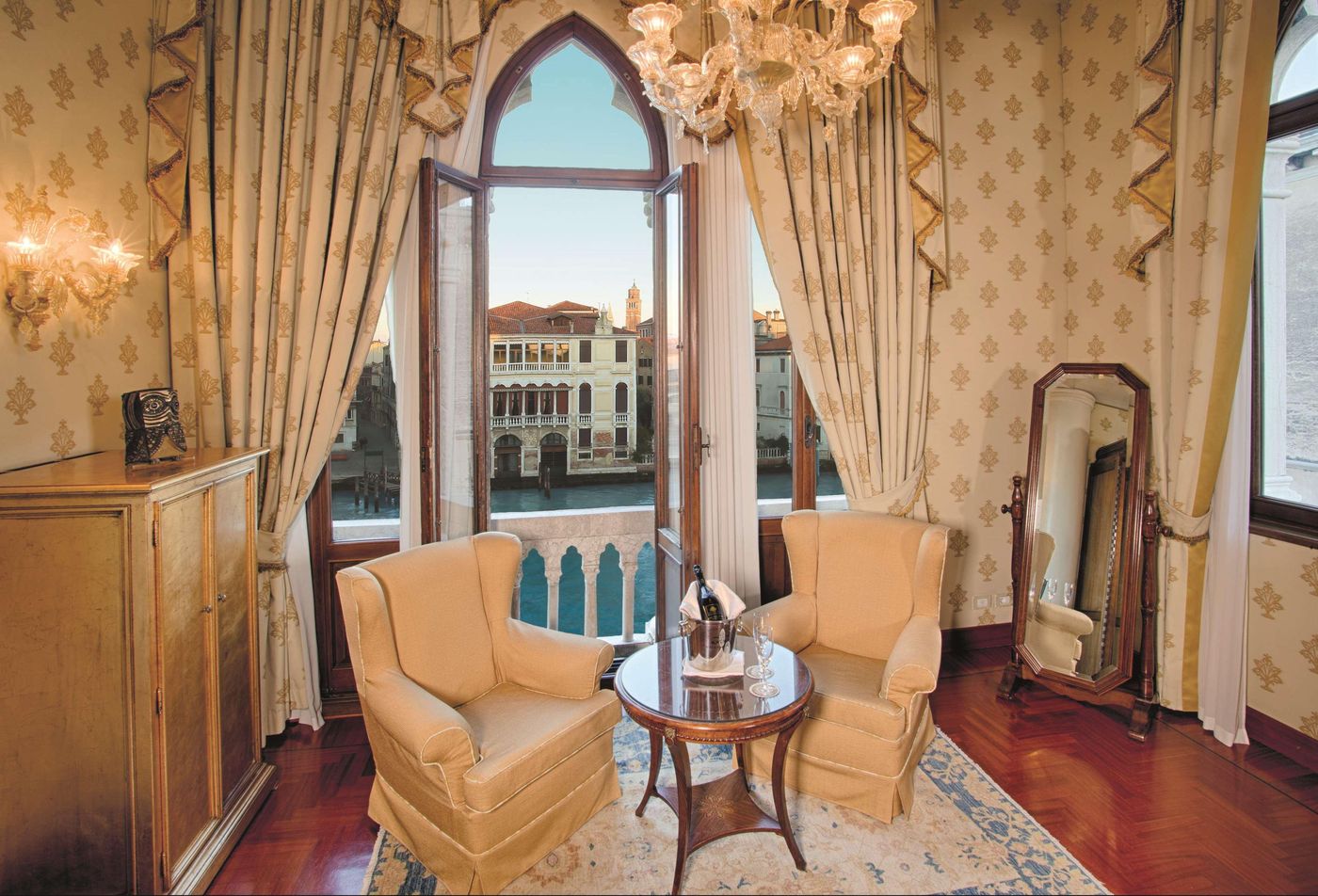 Palazzo-Stern-Room-8