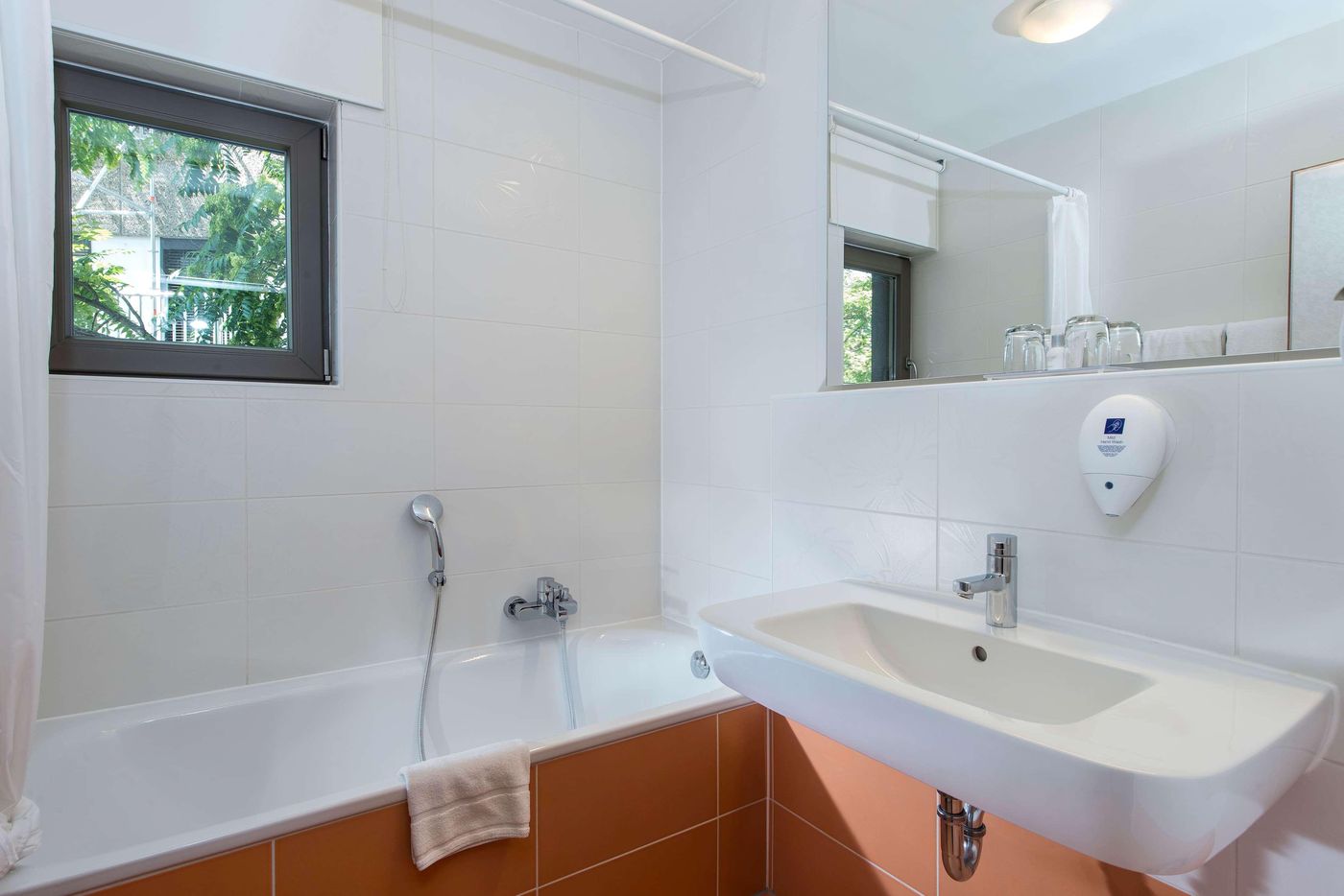 Tryp by Wyndham Frankfurt - Germany - FRANKFURT AM MAIN - Room - 7