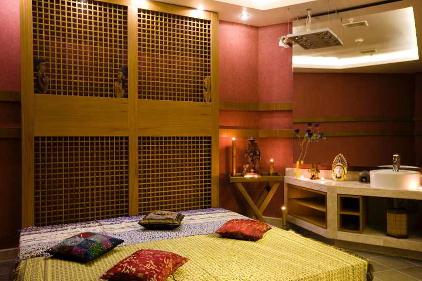 Saturn-Palace-Resort-Sports-and-Entertainment-39