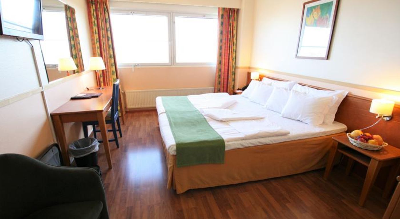 Skyline Airport Hotel-Finland-Vantaa-Room-10