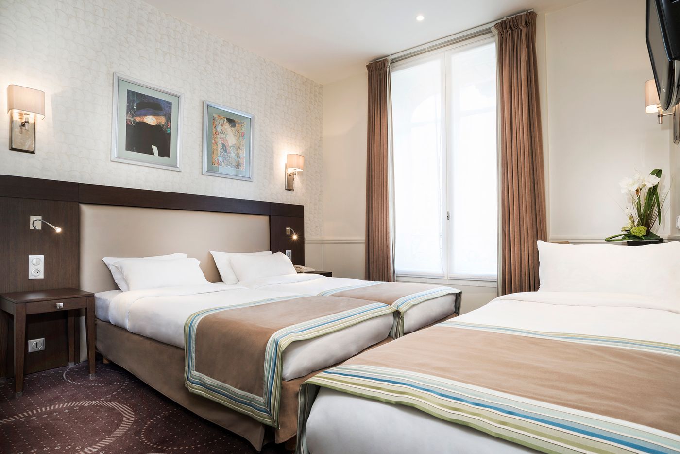 Elysees-Ceramic-Room-17