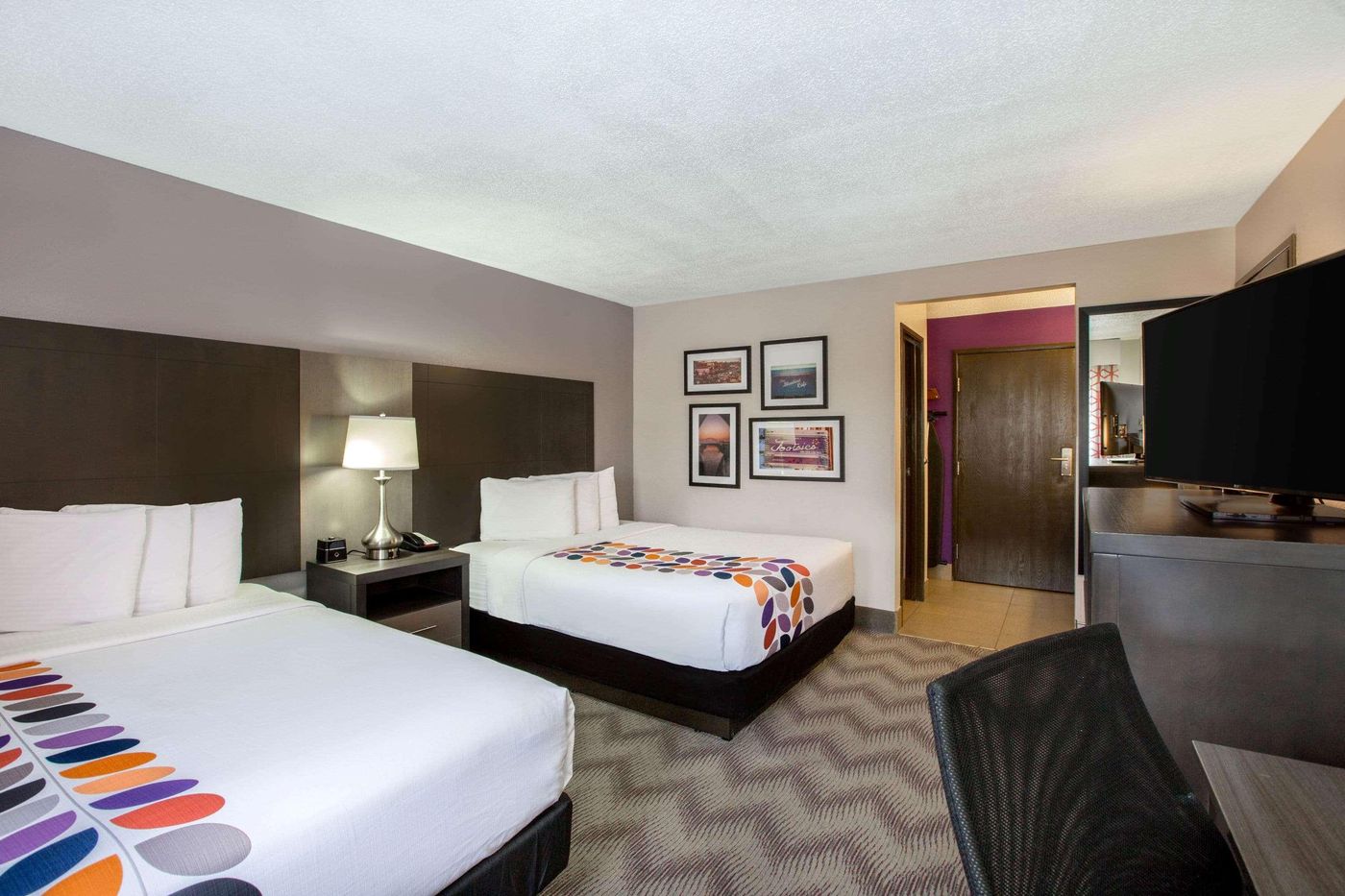 La Quinta Inn & Suites By Wyndham Goodlettsville --United States-Goodlettsville-Room-9