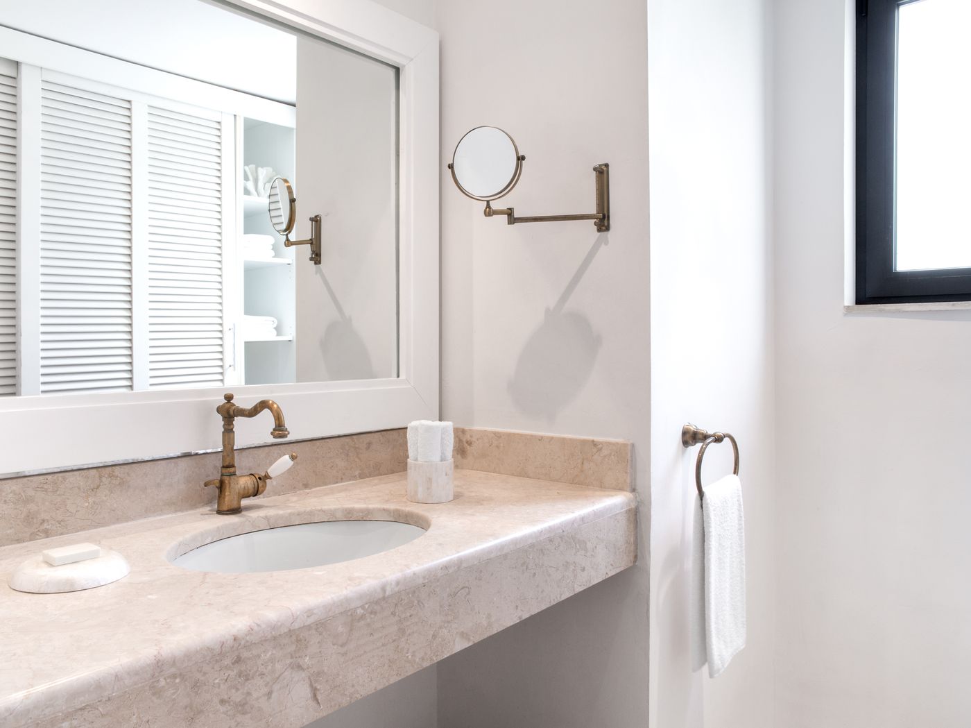 Grecotel-Olympia-Oasis-Village---Aqua-Park-Room-42