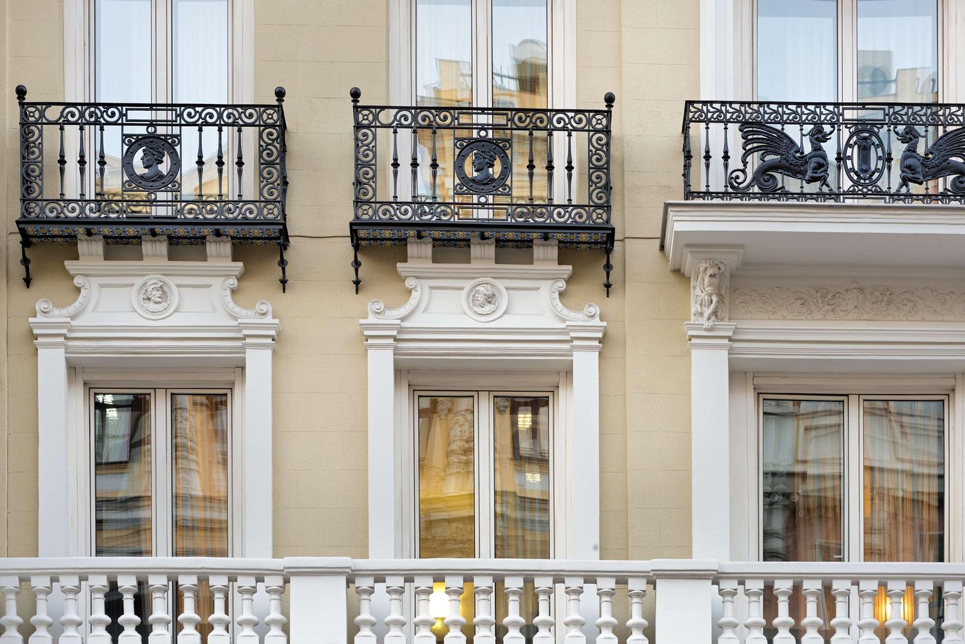 Catalonia-Gran-Via-Madrid-General-view-54