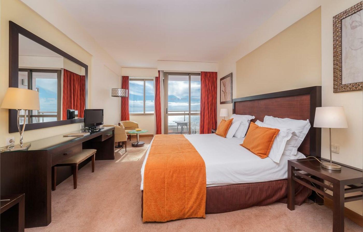 TUI-Blue-Gardens-Adults-Only-Savoy-Signature-Room-14