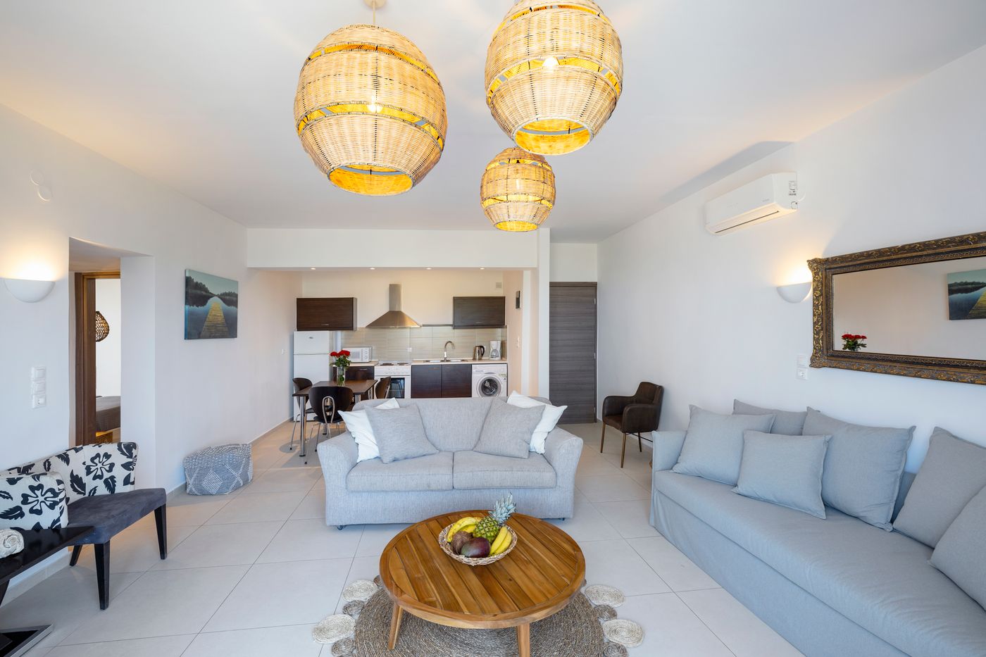 La-Stella-Apartments-and-Suites-Room-17