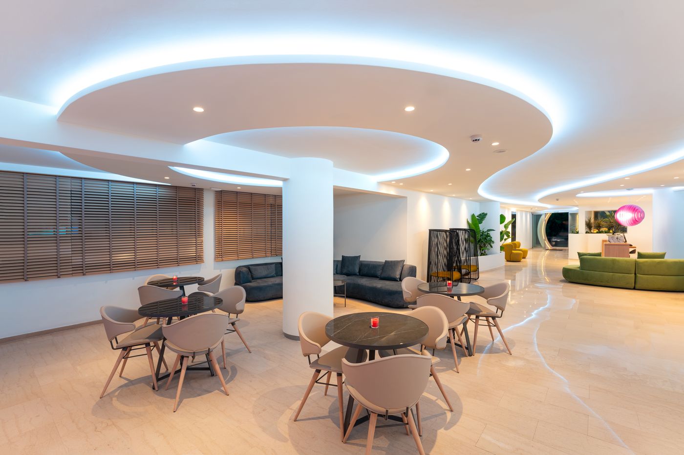 Hotel-Amphitryon-Lobby-17