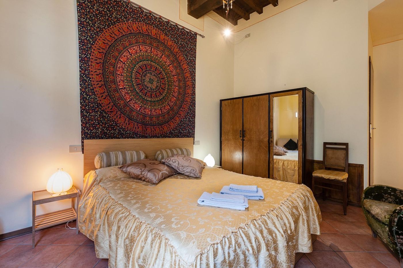 La-Gemma-Di-Elena-Room-14