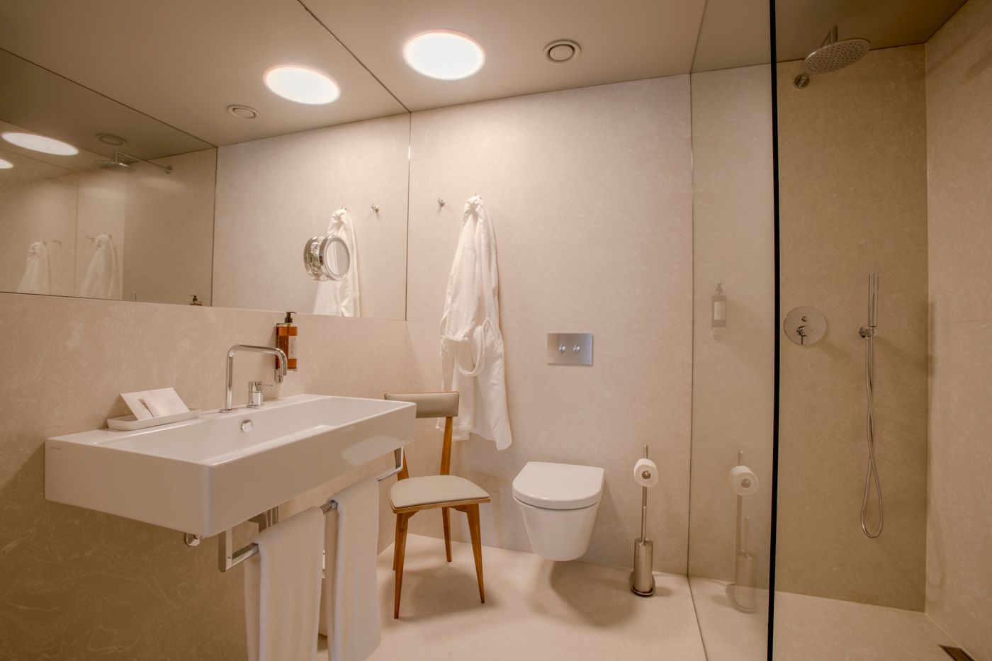 Raw-Culture-Bairro-Alto-Room-24