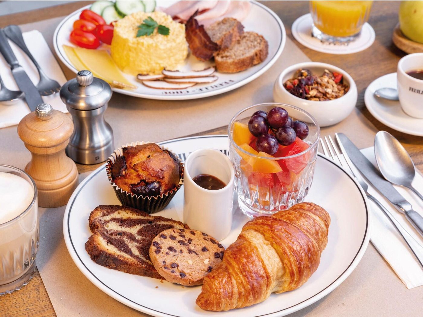 Mob-House-Restaurant-55