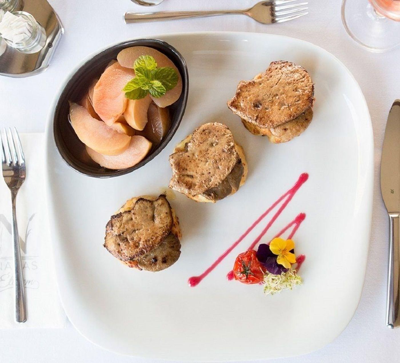 Nadas-To-Park-Hotel-Superior-Restaurant-32