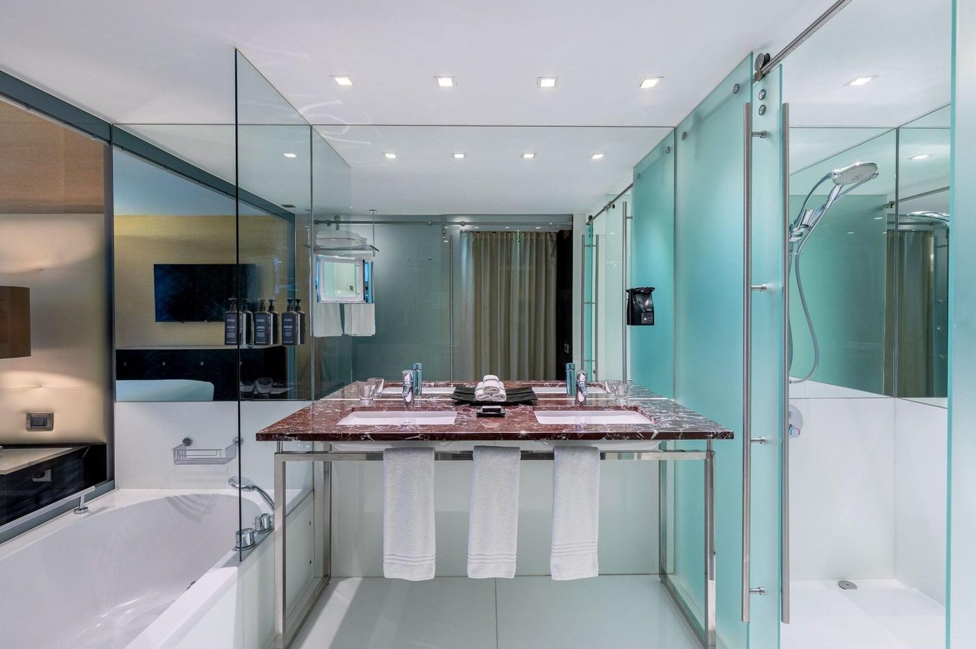 Sheraton-Lisboa-Hotel---Spa-Room-41