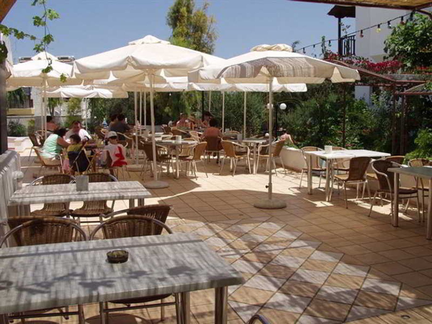 Club-Lyda-Hotel-Terrace-23