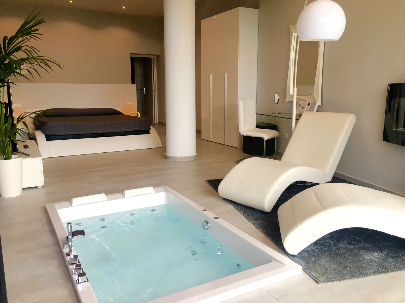 Petit Mirador-Spain-TORRELLES DE LLOBREGAT-General view-6