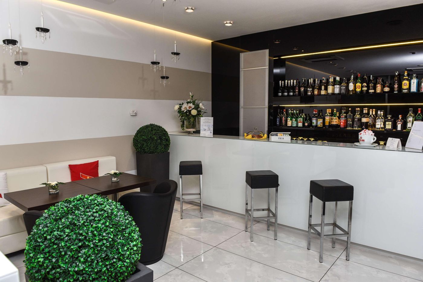 Best Western Plus Hotel Modena Resort - Italy - Casinalbo Di Formigine - Bar - 8