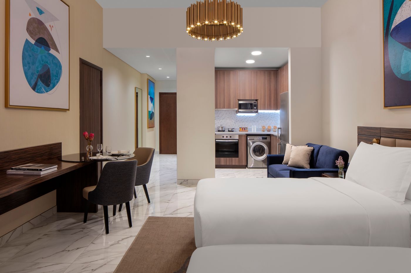 Avani-Plus-Palm-View-Dubai-Hotel-and-Suites-Room-28