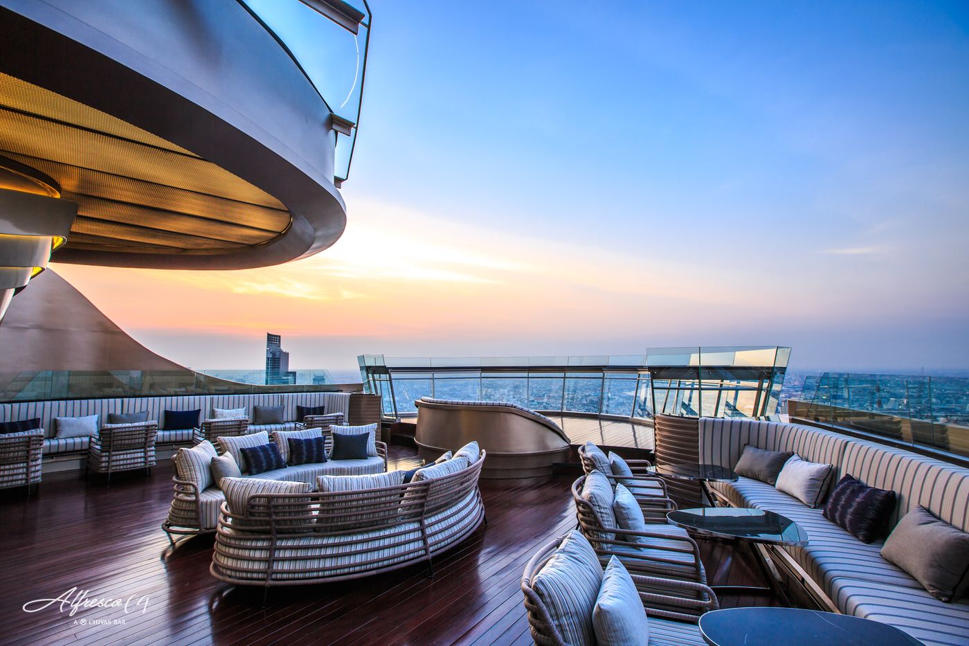 Lebua-at-State-Tower-Bar-67