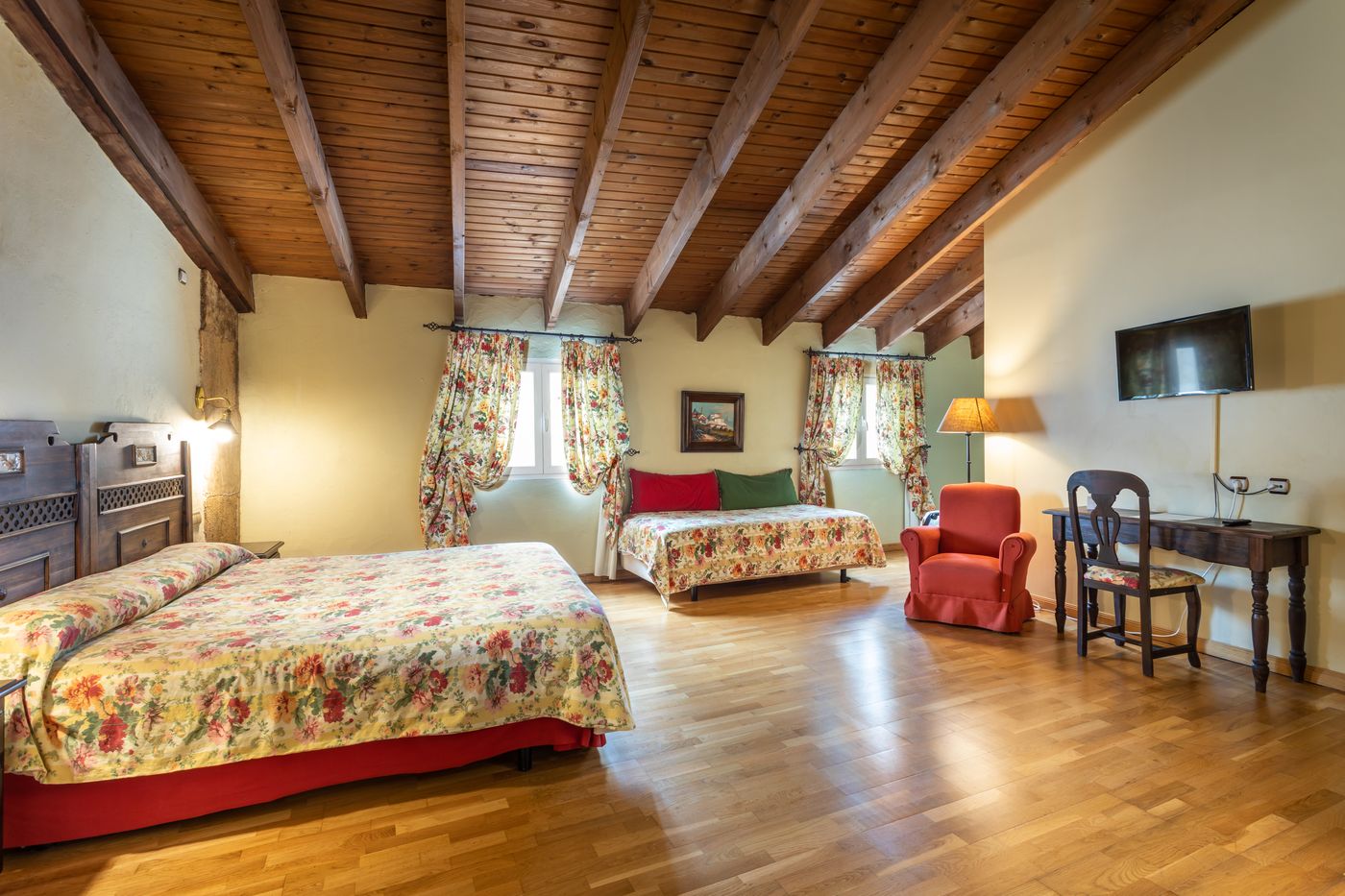 Sao-Joao-de-Deus-by-RIDAN-Hotels-Room-16