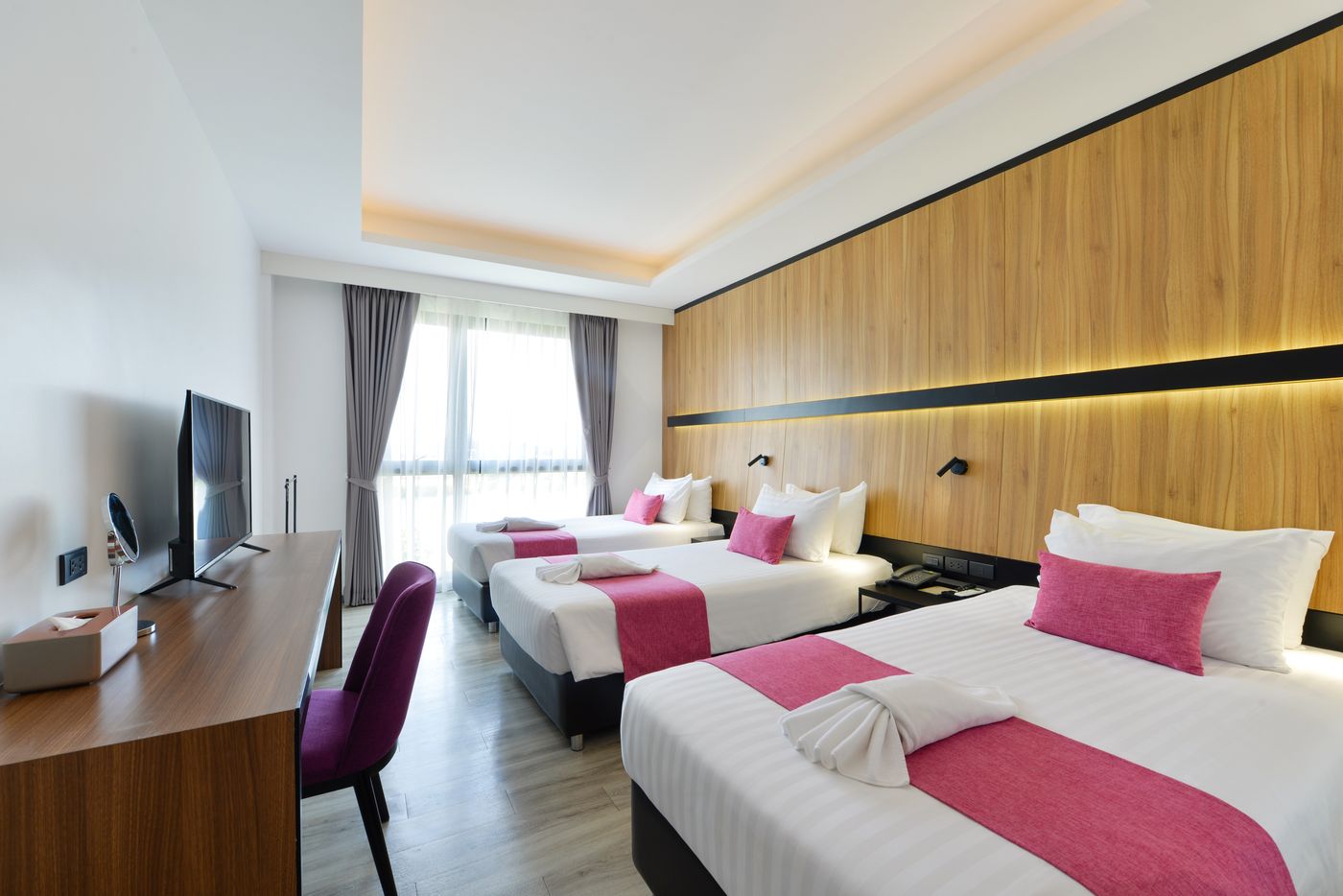 Gate43-Airport-Hotel-Room-19