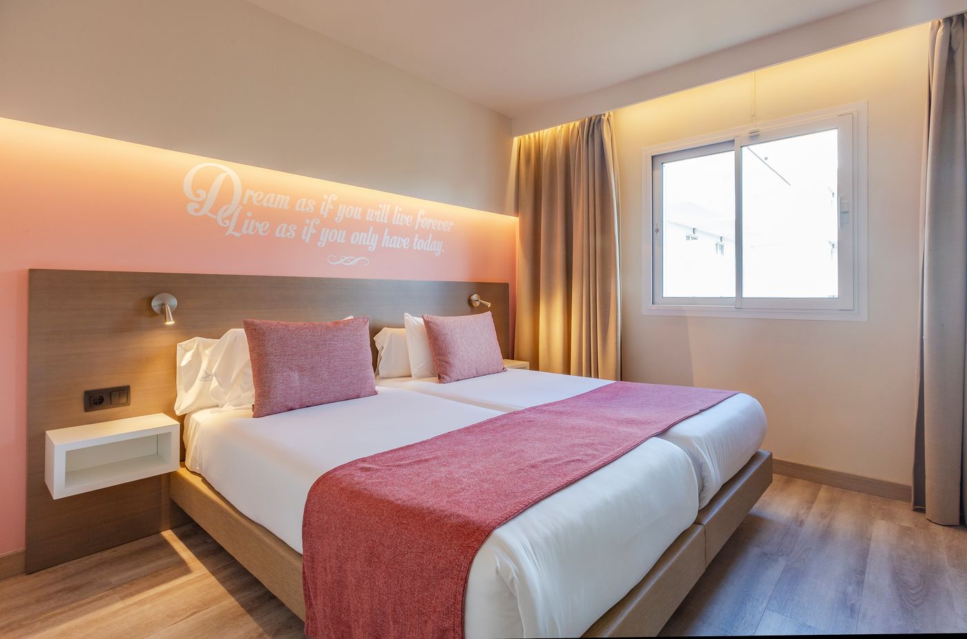 Marins Playa Aparthotel