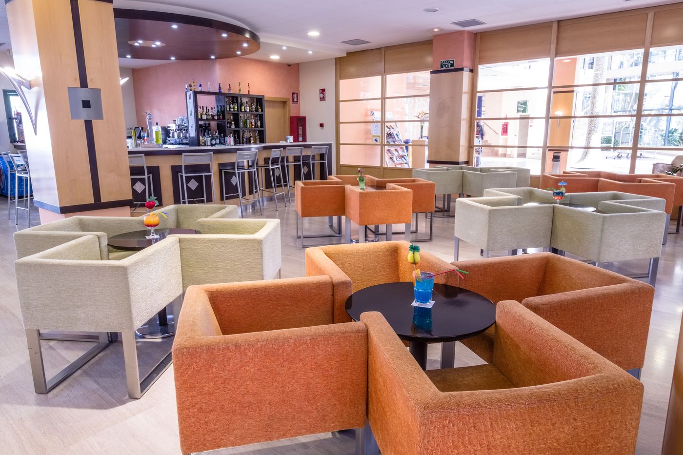 California-Palace-Bar-40