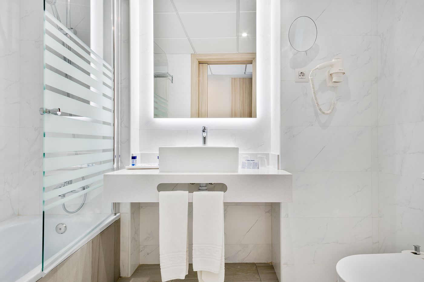 Best-San-Diego-Room-11