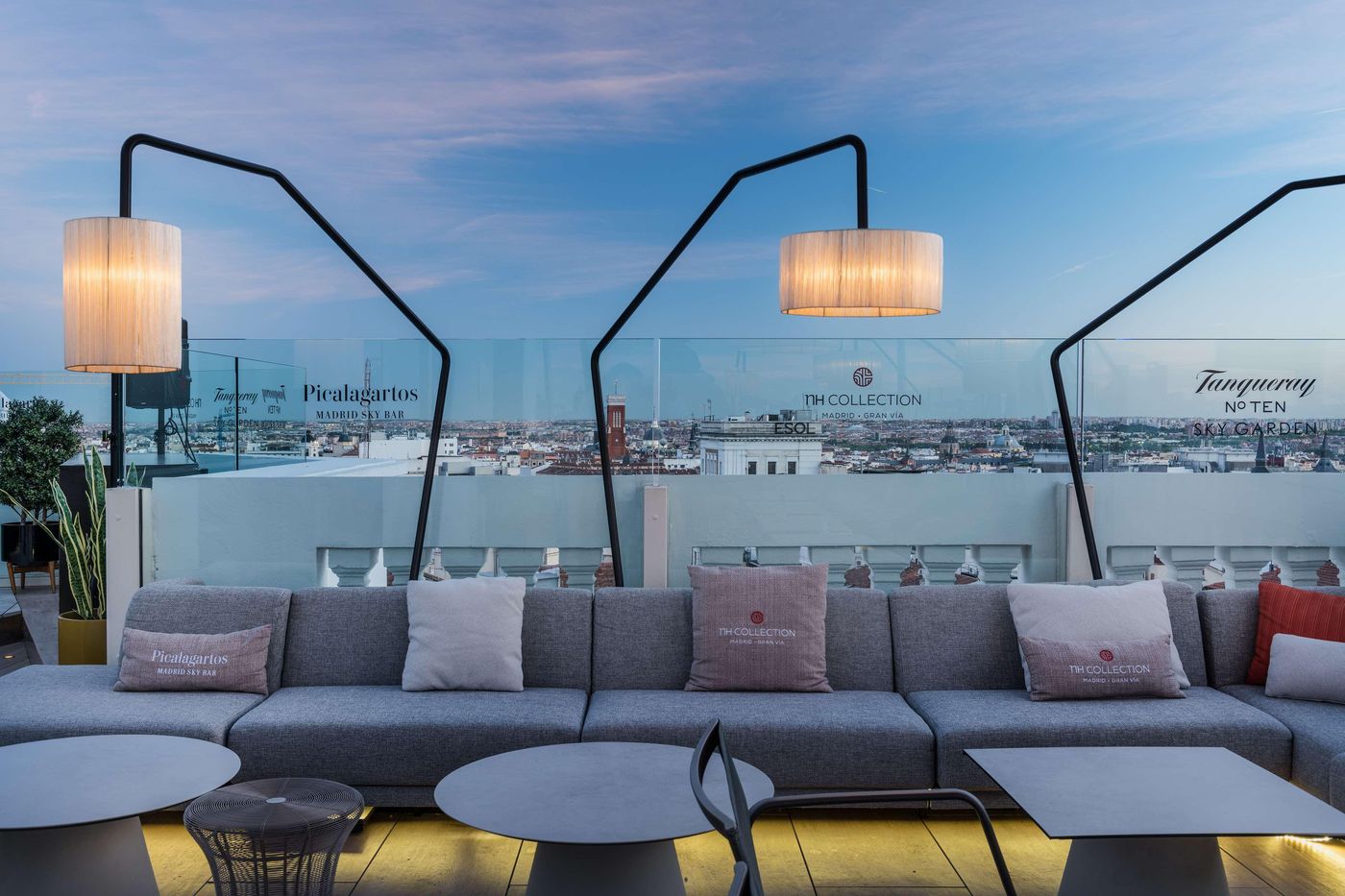 NH-Collection-Madrid-Gran-Via-Bar-47