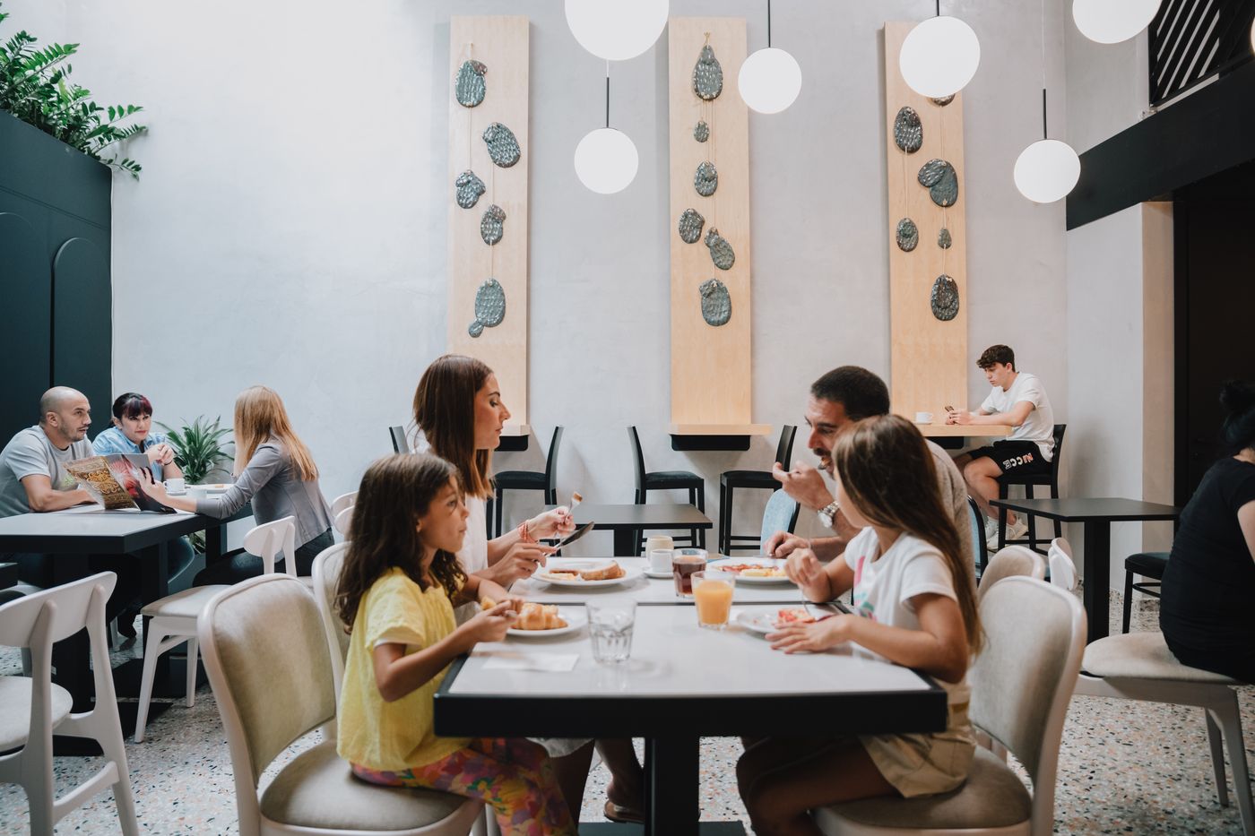 ibis-Styles-ST-Pauls-Bay-Malta-Restaurant-27